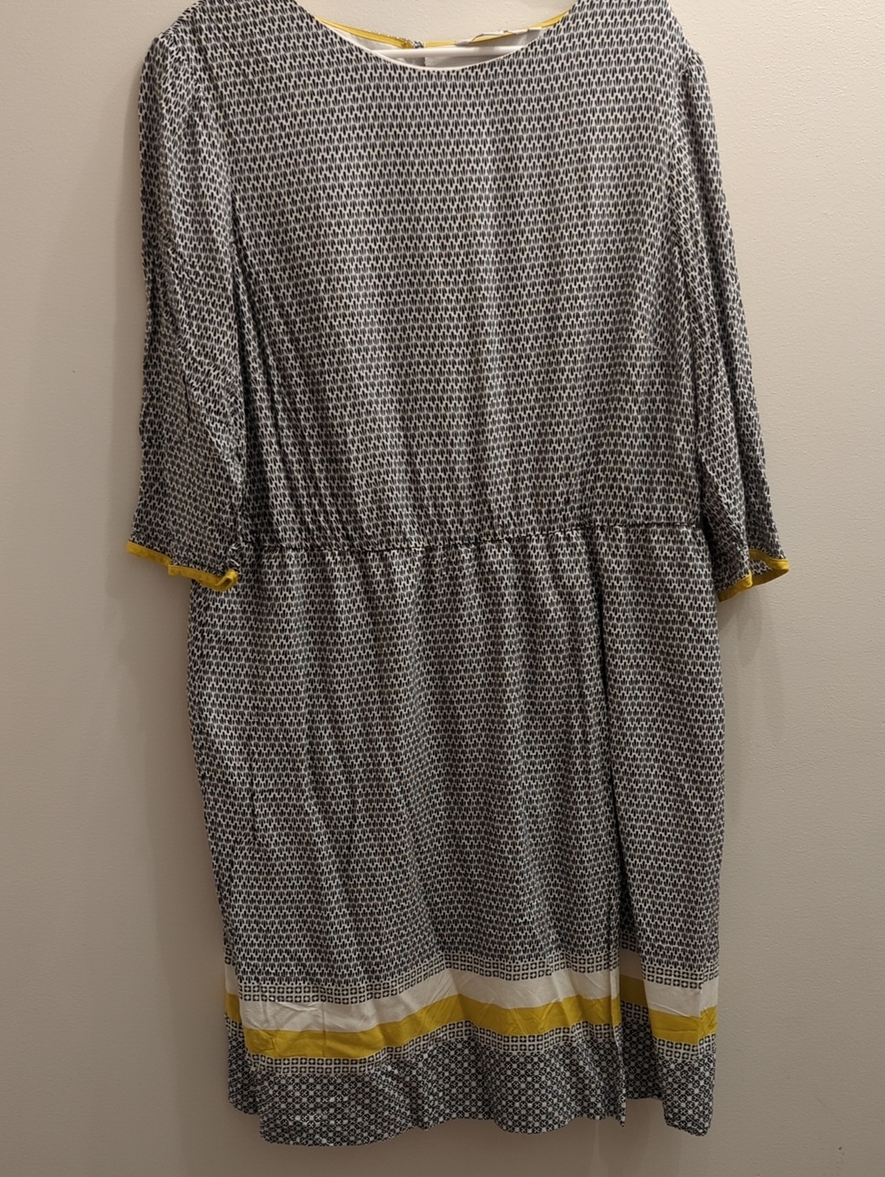 Boden Navy & White Patterned Midi Dress with Yellow Trim (US 18L)